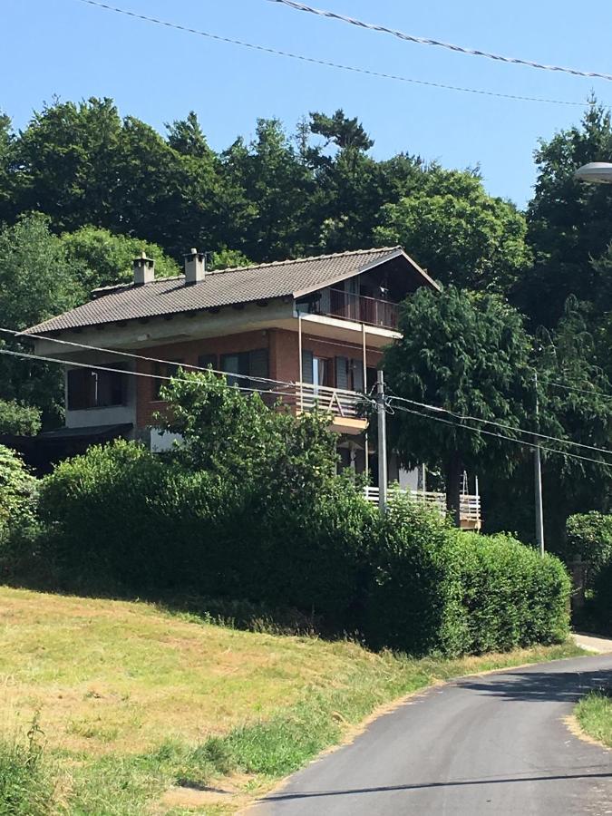 Lo Scoiattolo Bed and Breakfast Giaveno Esterno foto
